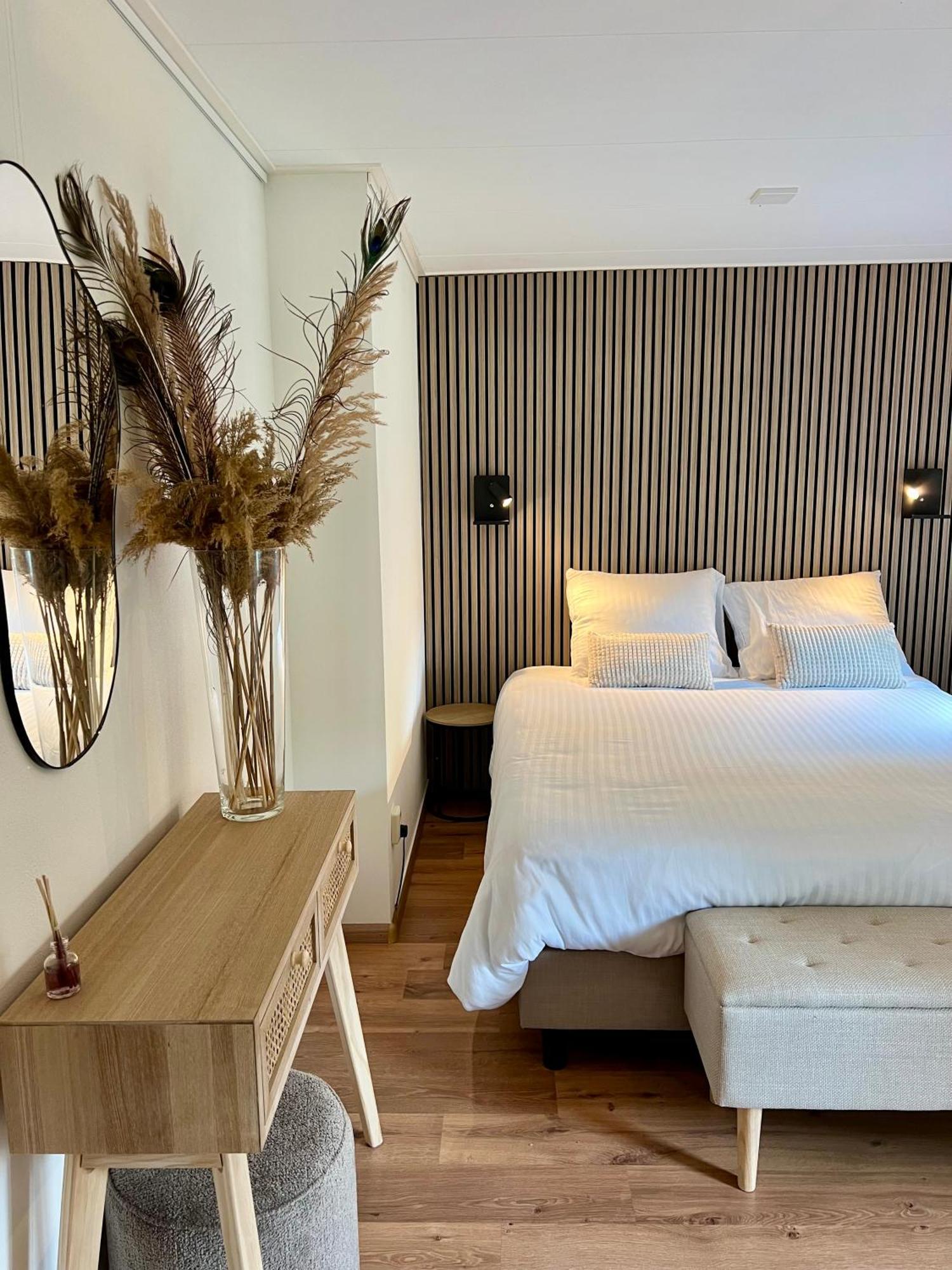 Luxe Boshuisje Met Prive Wellness & Jacuzzi Op De Veluwe Ermelo Exterior foto