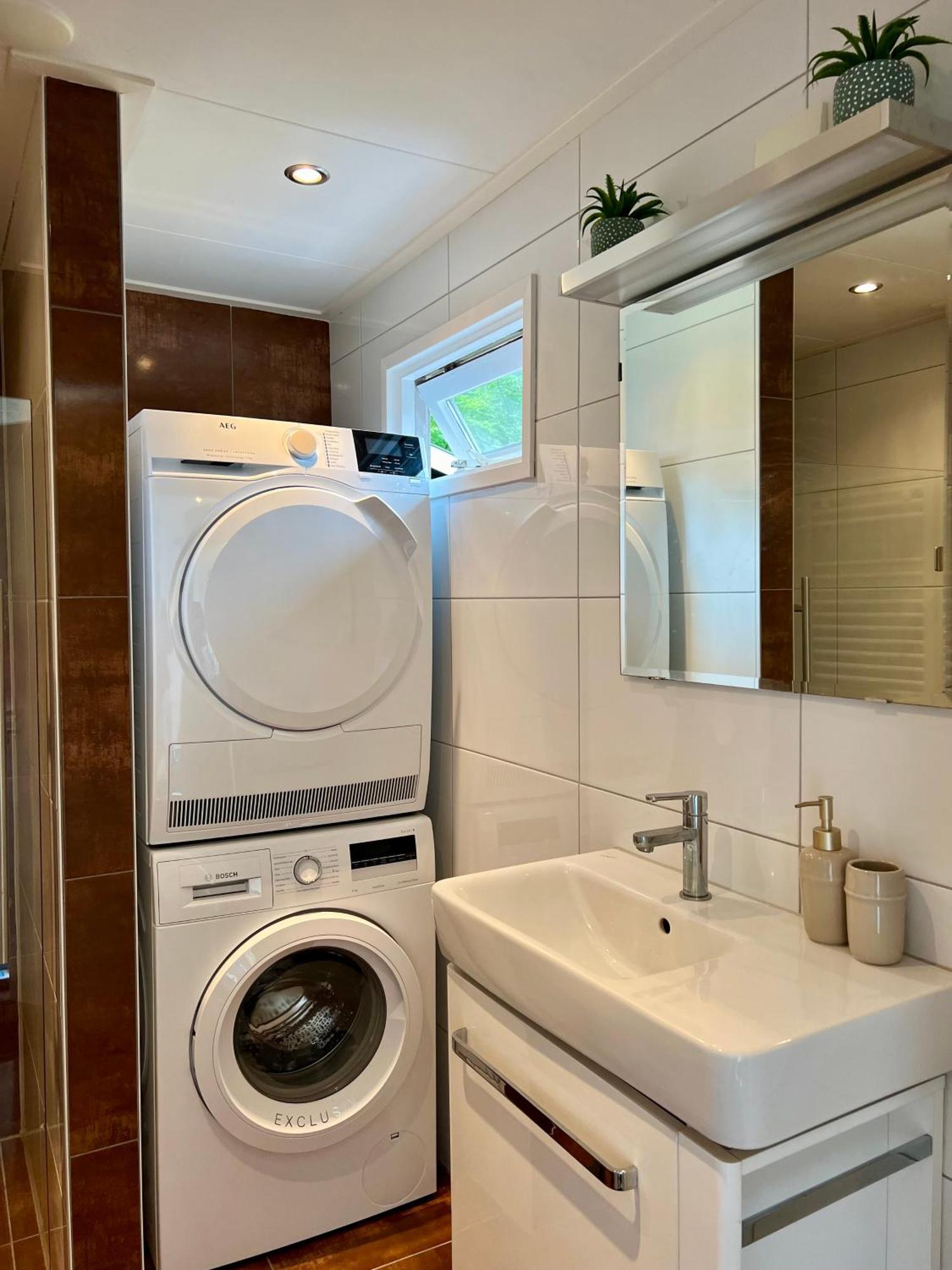 Luxe Boshuisje Met Prive Wellness & Jacuzzi Op De Veluwe Ermelo Exterior foto